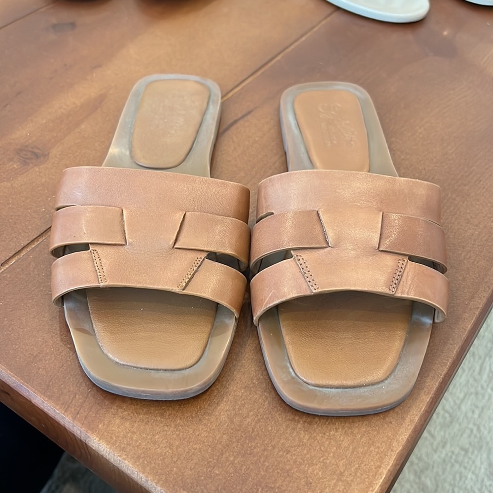 Seychelles sandals. As is. Brown/Saddle Size 7